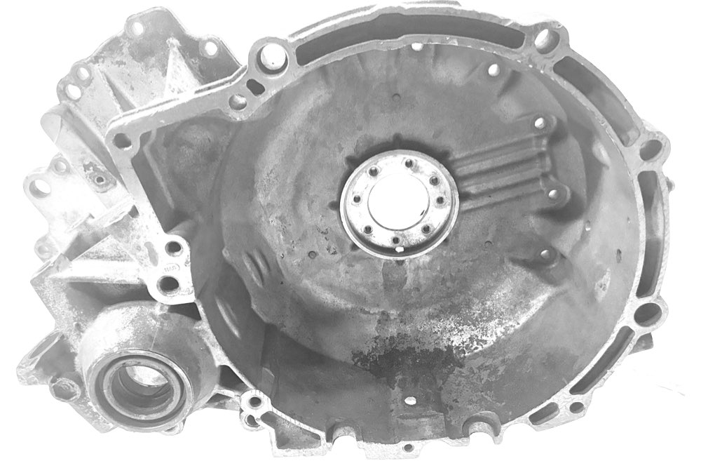 U96750B - Bell Hsg, CD4E (Starter At 11:00)(Top Bolts 6 1/2" ) 4 U96750B - Bell Hsg, CD4E (Starter At 11:00)(Top Bolts 6 1/2" ) - Image 4